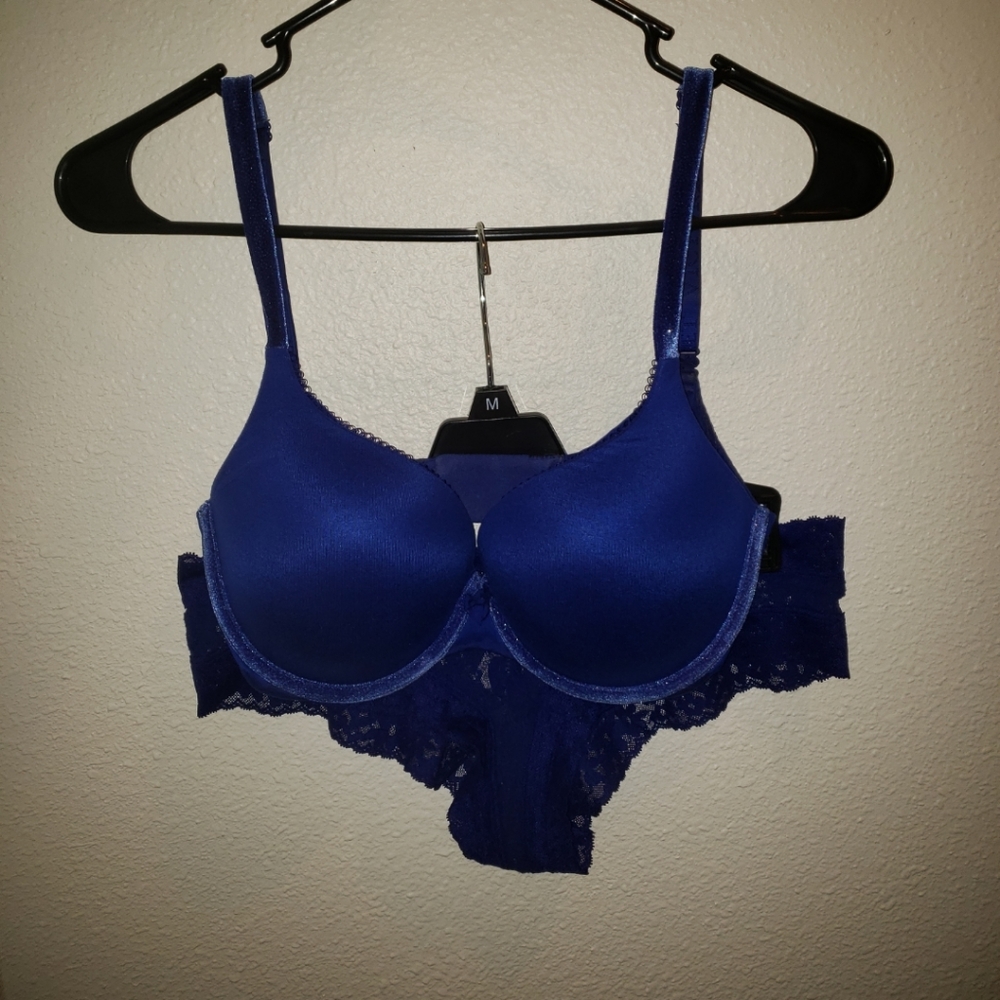 Victoria's Secret Bra and Panty Set